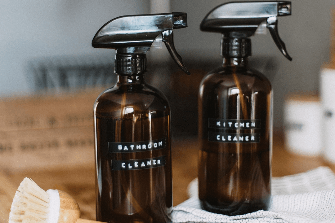 Get my room-by-room Airbnb cleaning checklist!