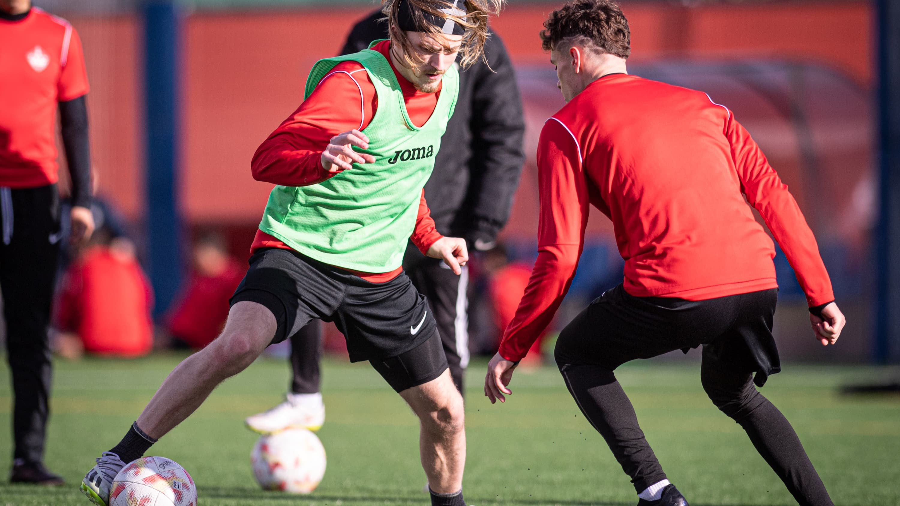 THE FOOTBALL FITNESS FAST-TRACK