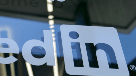 LinkedIn Without the Cringe