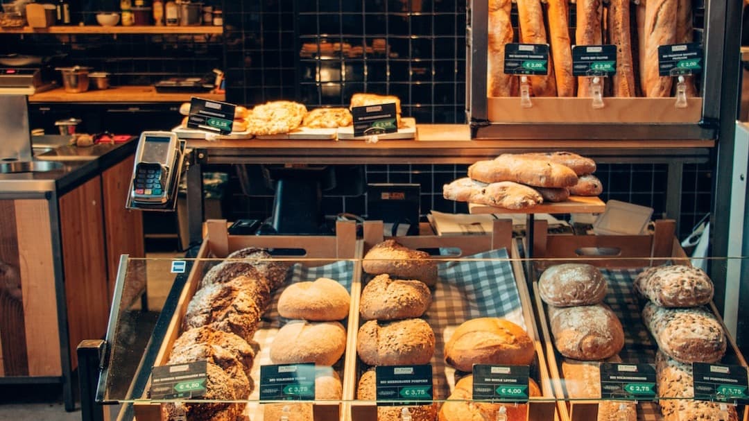 Start Your Home Bakery Today!Free Beginner’s Guide