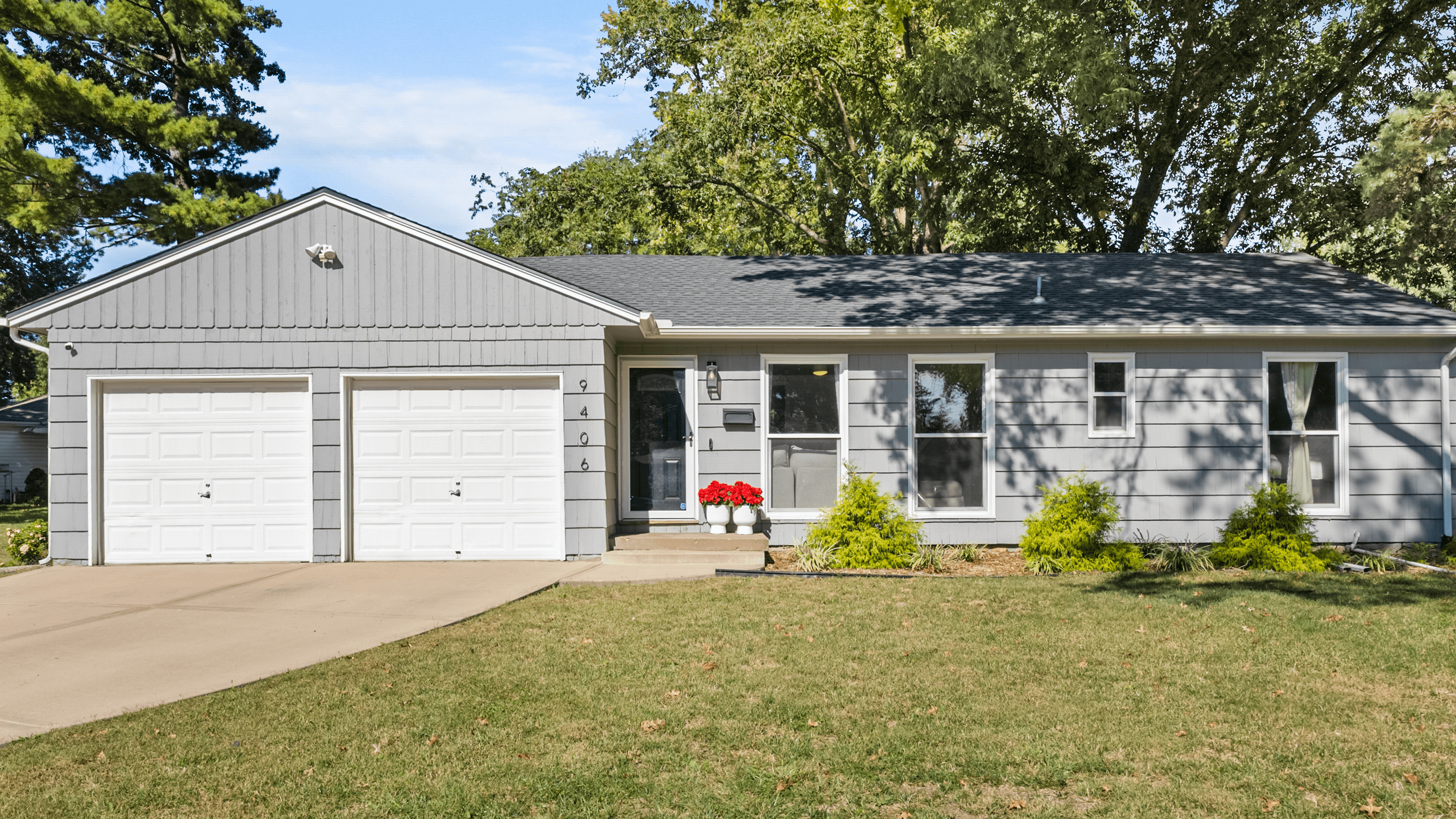 Lenexa Living, True Ranch only $340k