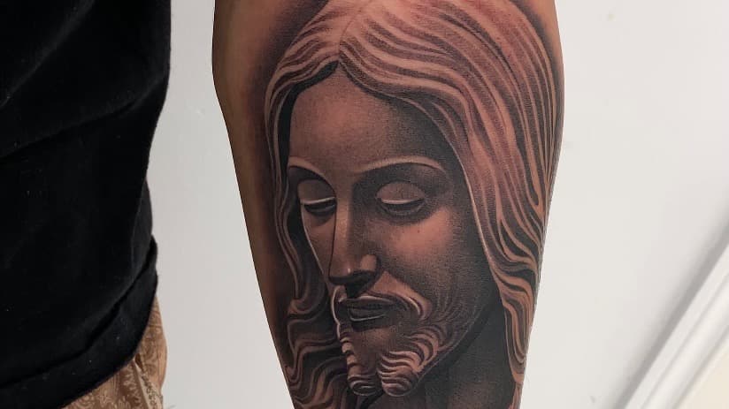 BLACK AND  GRAY TATTOO COURSE