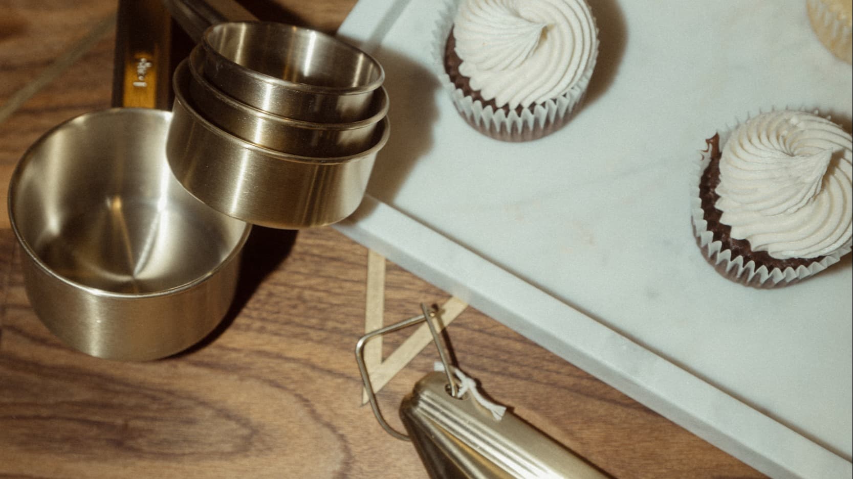 Classic Cupcake Recipe Book