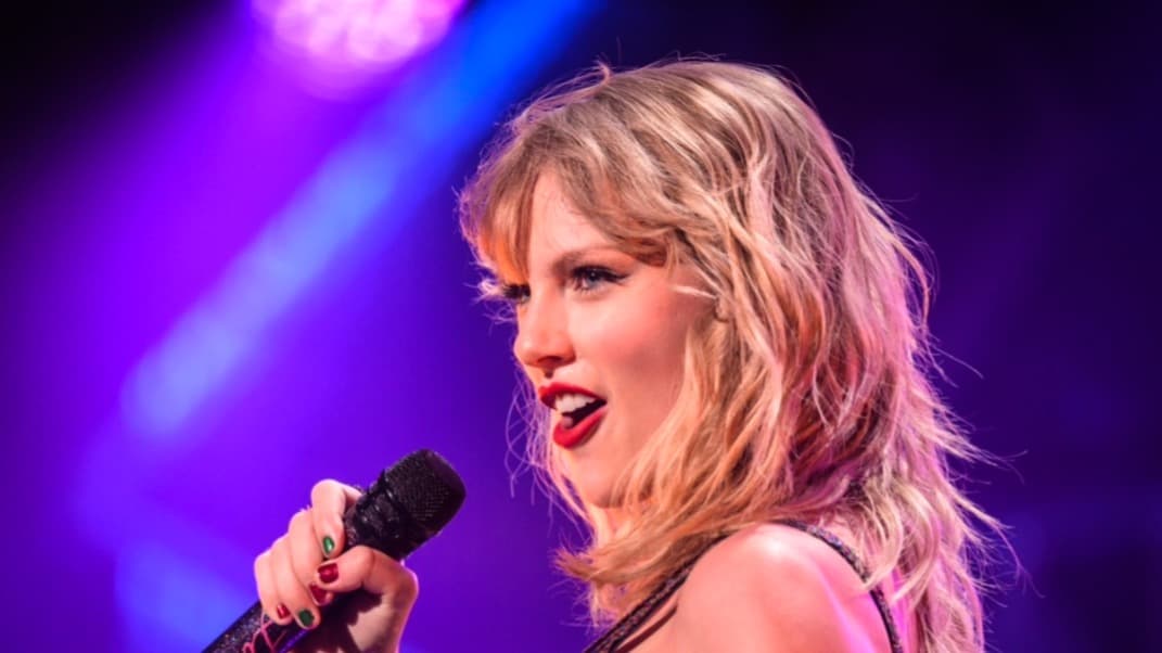 Taylor Swift Quotes Slideshow for Cell Phones!