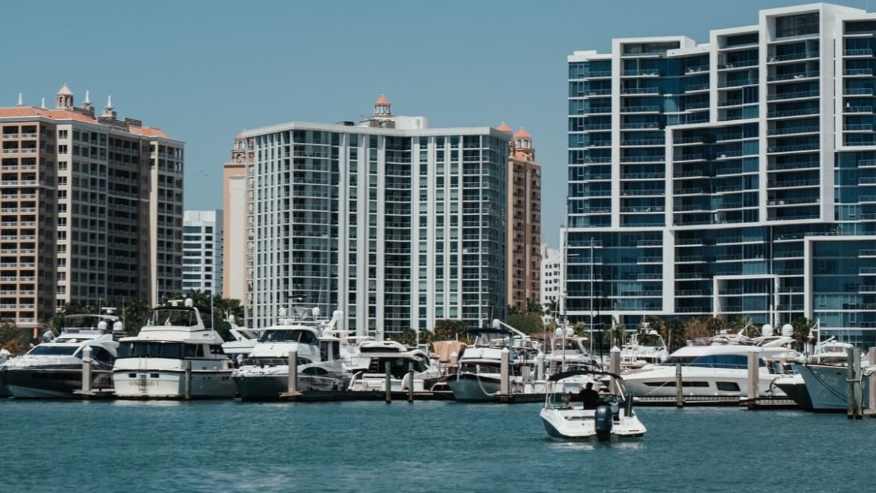 Get My FREE Welcome to Sarasota Guide!