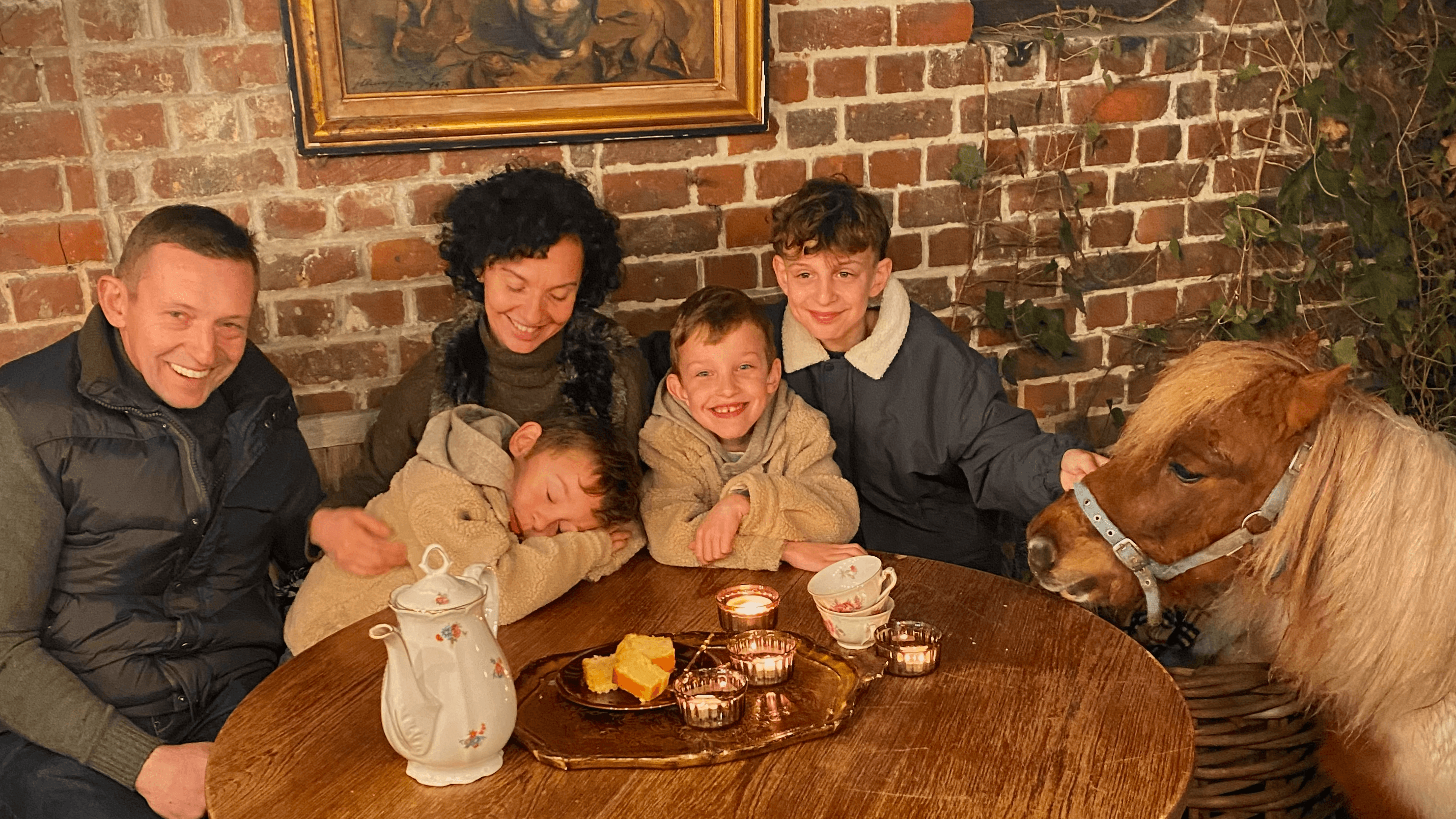 COZY PONY MEMORIES - zo 08 Maart - 12u30