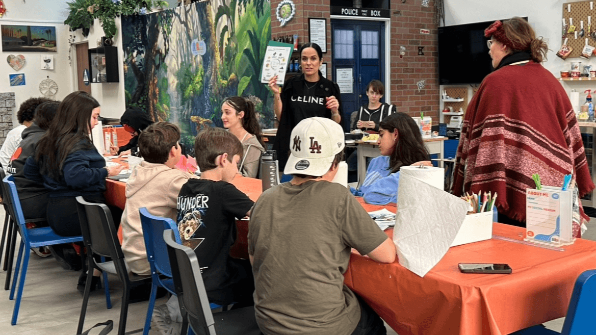 Oxnard Fishbowl Youth Entrepreneurship Classes