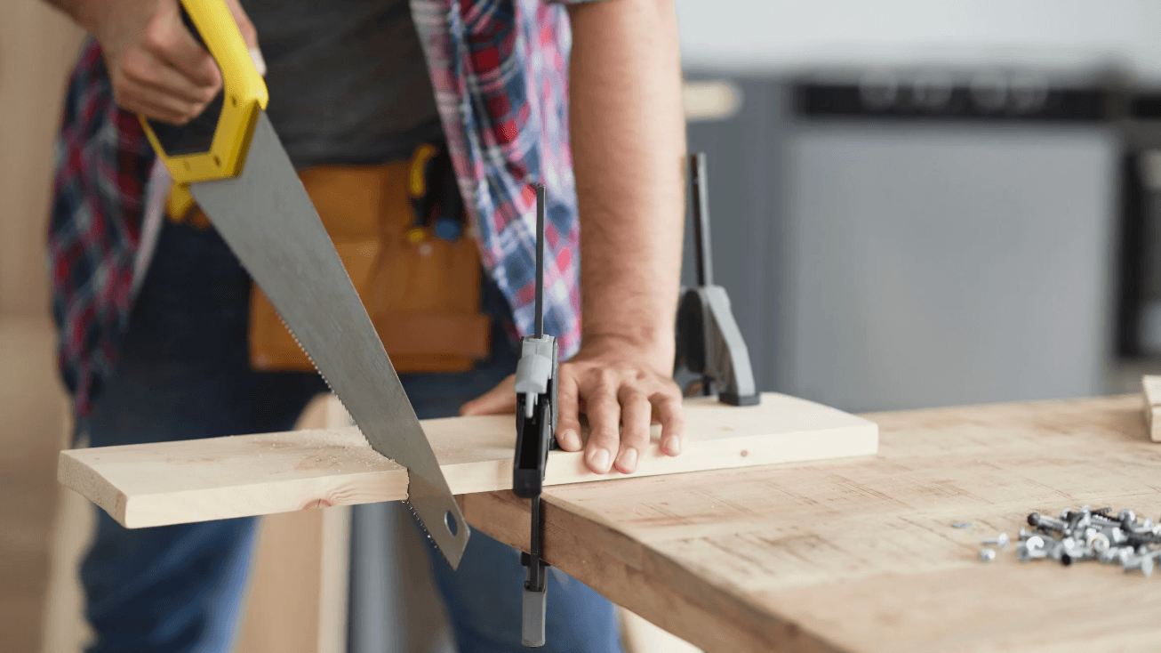 Book a Qualified Carpenter 