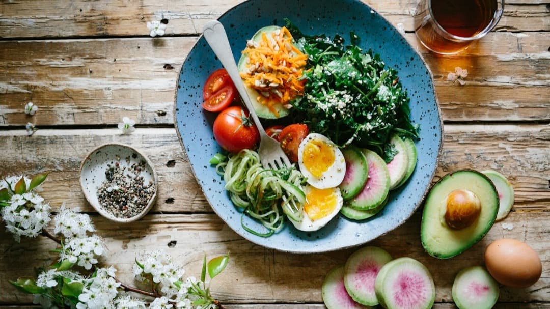 (BUNDLE) Meal Guide + Workout Guide + Free Gift