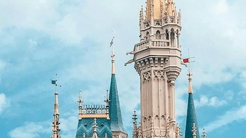 Mama Makes Magic × @momstravelplans: Collaboration