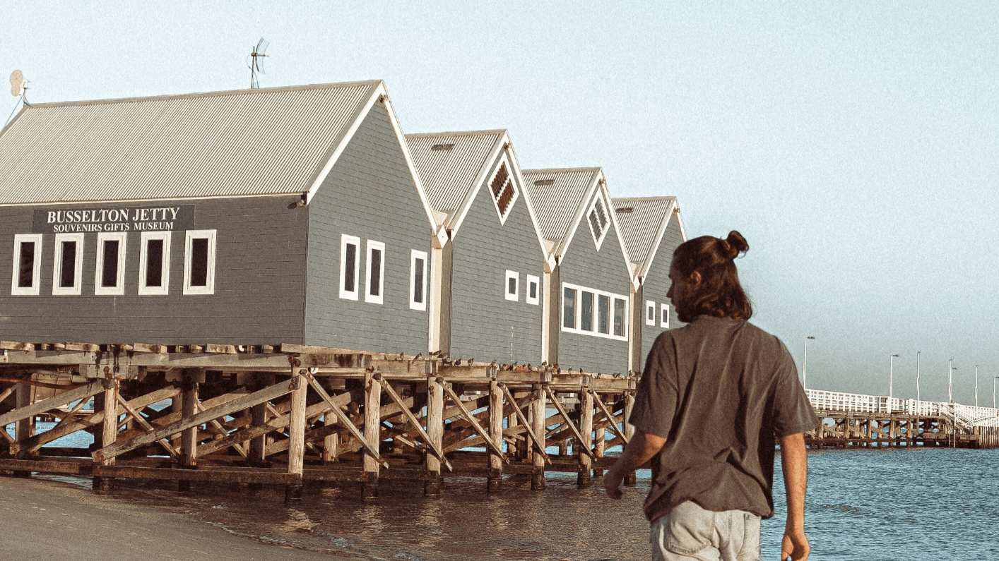 FREE Moving to Australia Mini Guide