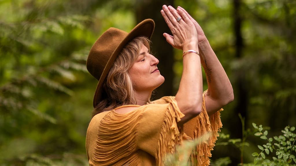 Clients & Pros: Join The Sacred Circle