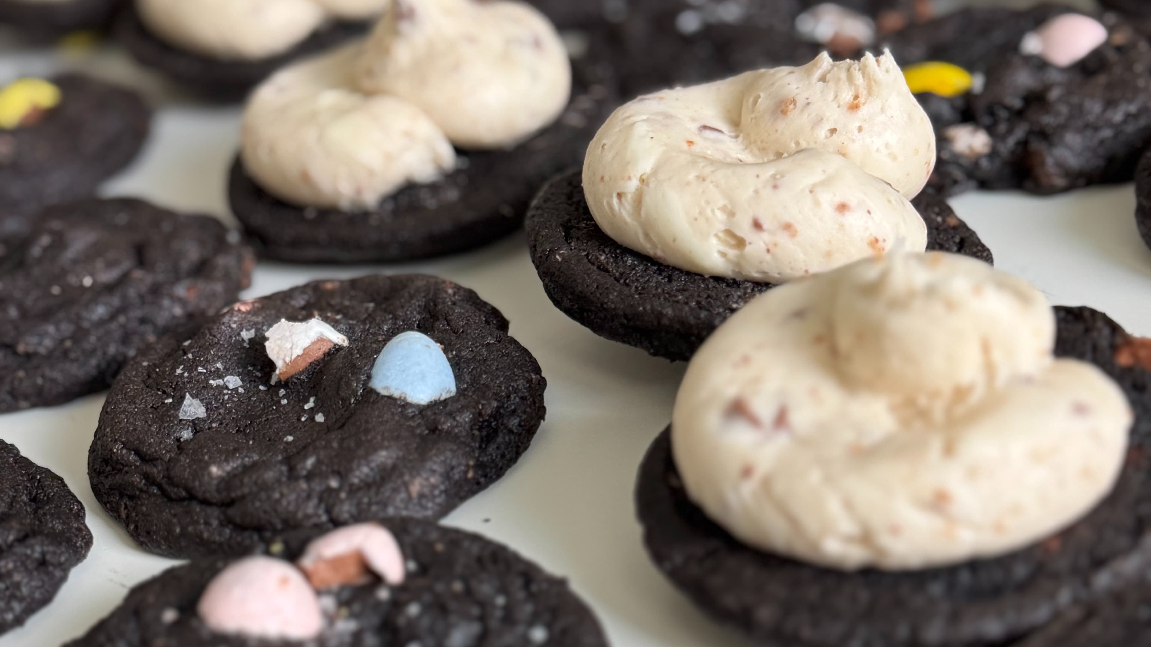 Easter Explosion Cookie Sandwich