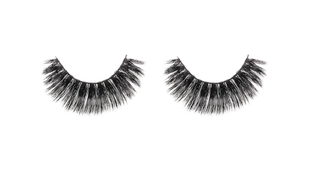 Small Lashes vendors list 