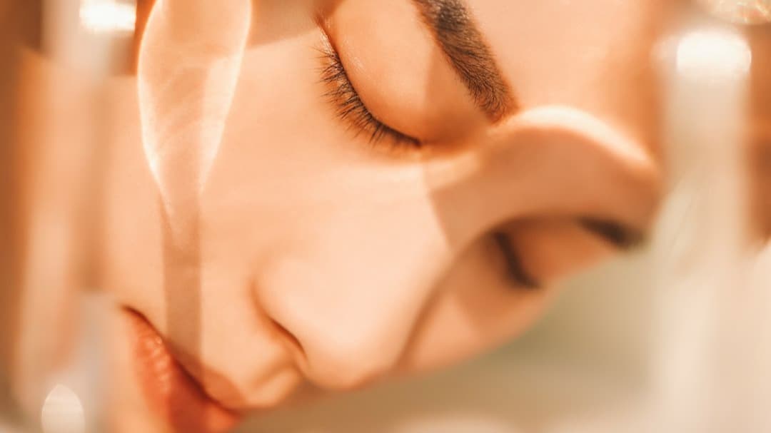 Get My FREE Skin Care Routine Guide Now!