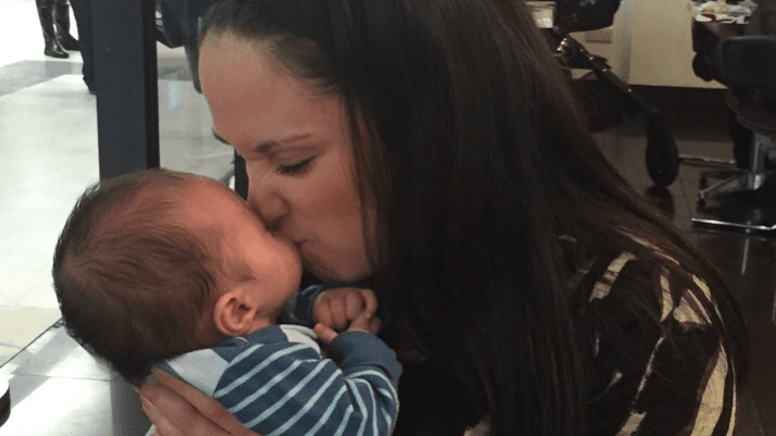 The First Time Mum Ultimate Handbook 