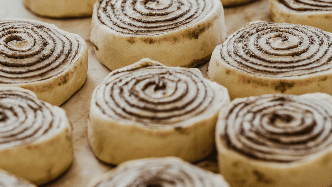 Get My Cinnamon Roll 4 Recipe Bundle NOW!