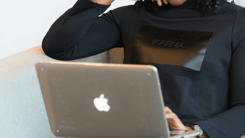 Book a 1:1 VA Strategy Call with me!