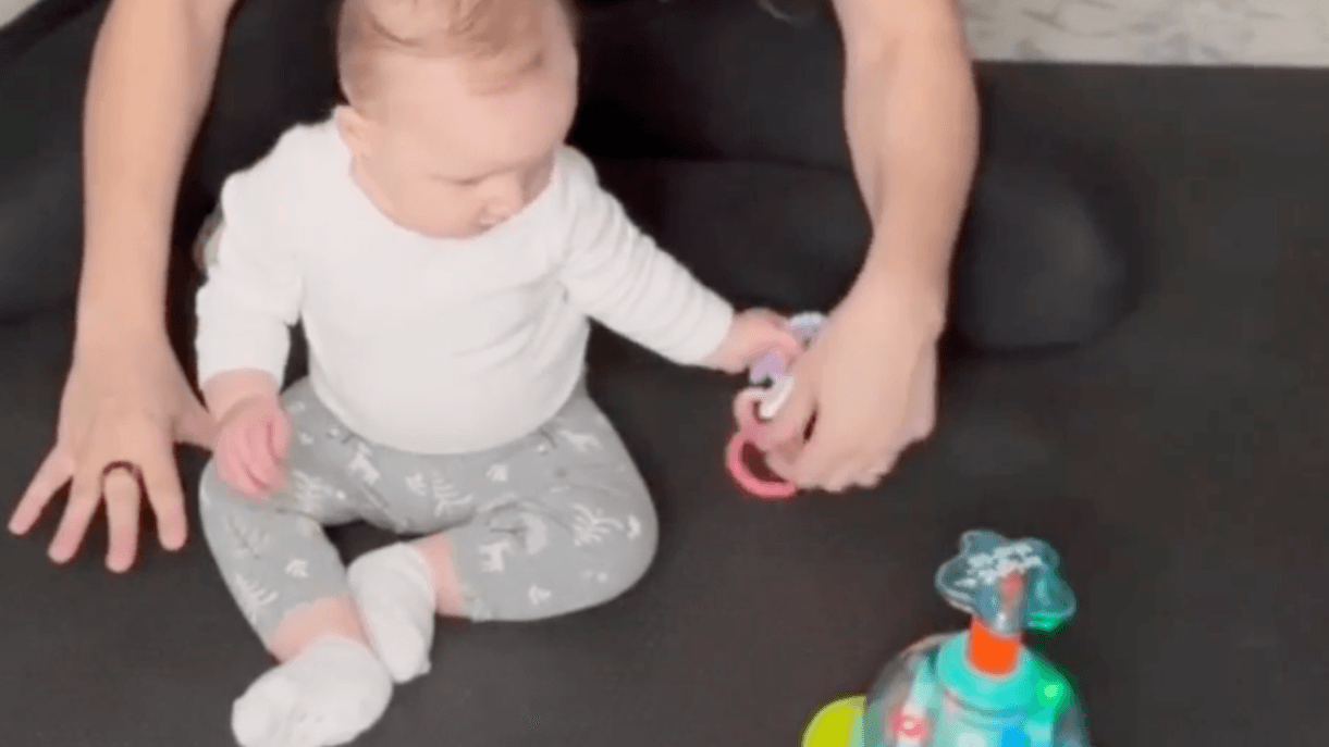 Stiff Baby: No Interest in Crawling Yet