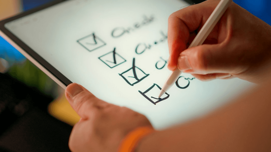 Get My FREEDOM Starter Checklist now.