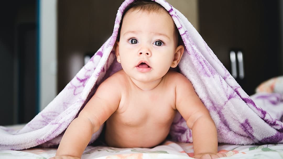 Free Tummy Time Guide!