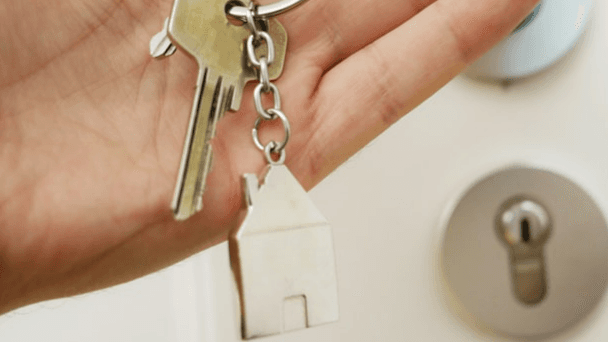 Buying and Selling Simultaneously FREE Guide