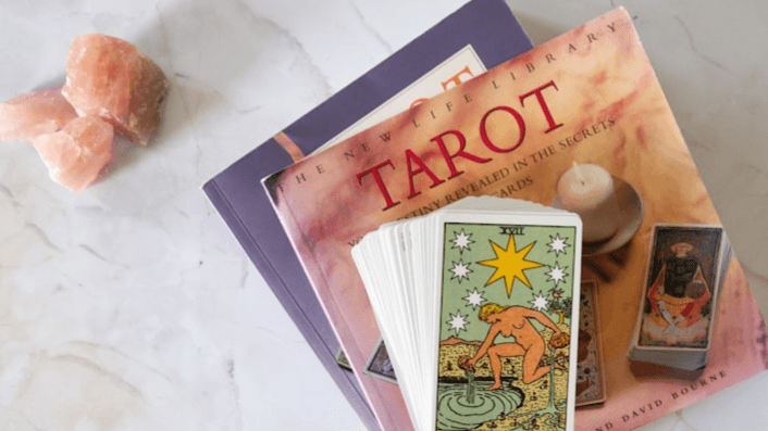 Weaving the Decks: Advanced Tarot & Cartomancy