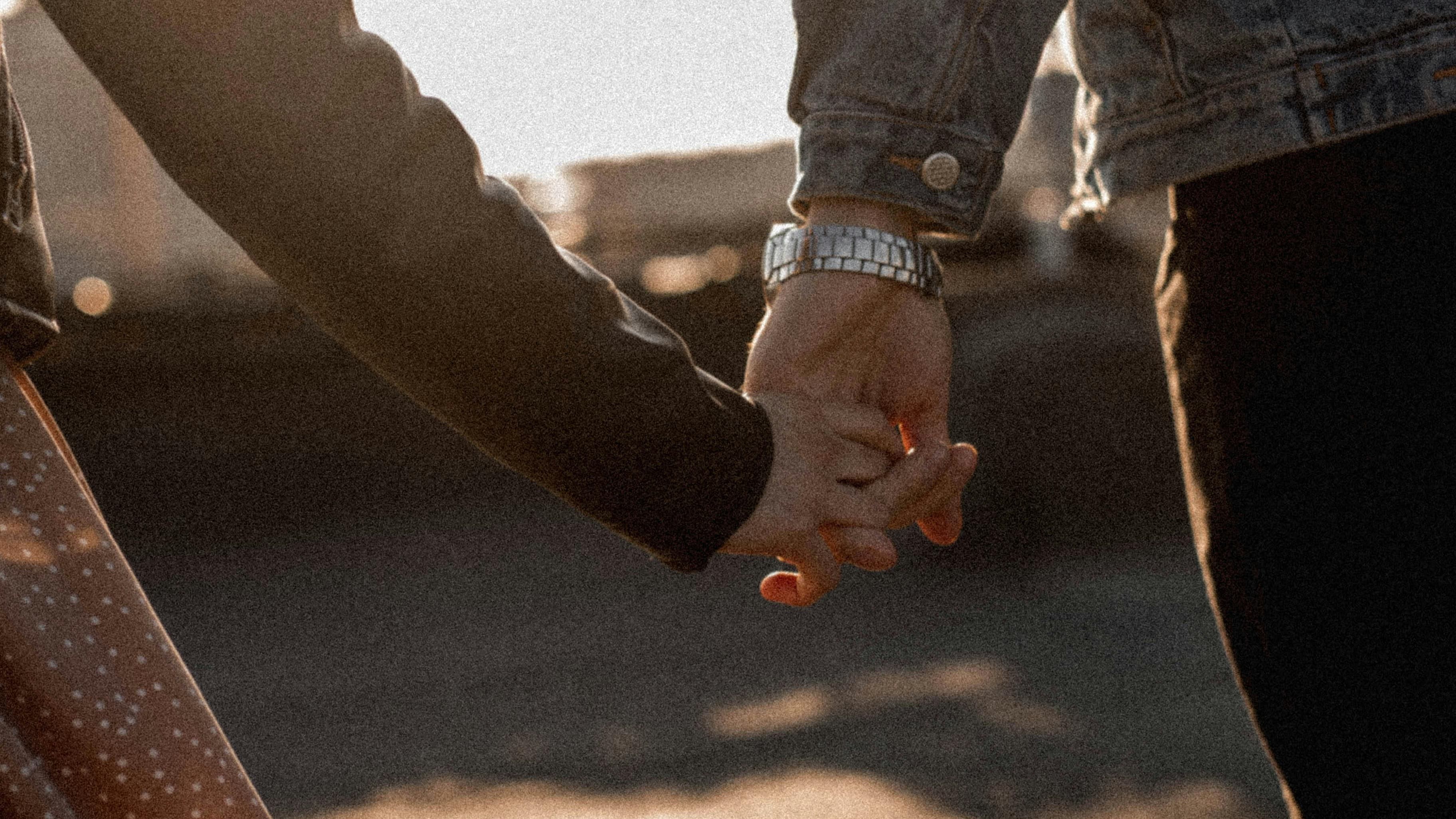 Guide to Intimacy as a Christ-Centered Couple
