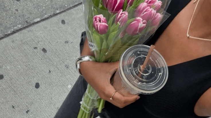 The Feminine Reset: 30-Day Checklist