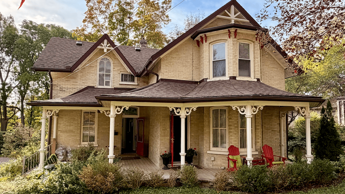 FOR SALE! 65 Bond Street West, Lindsay