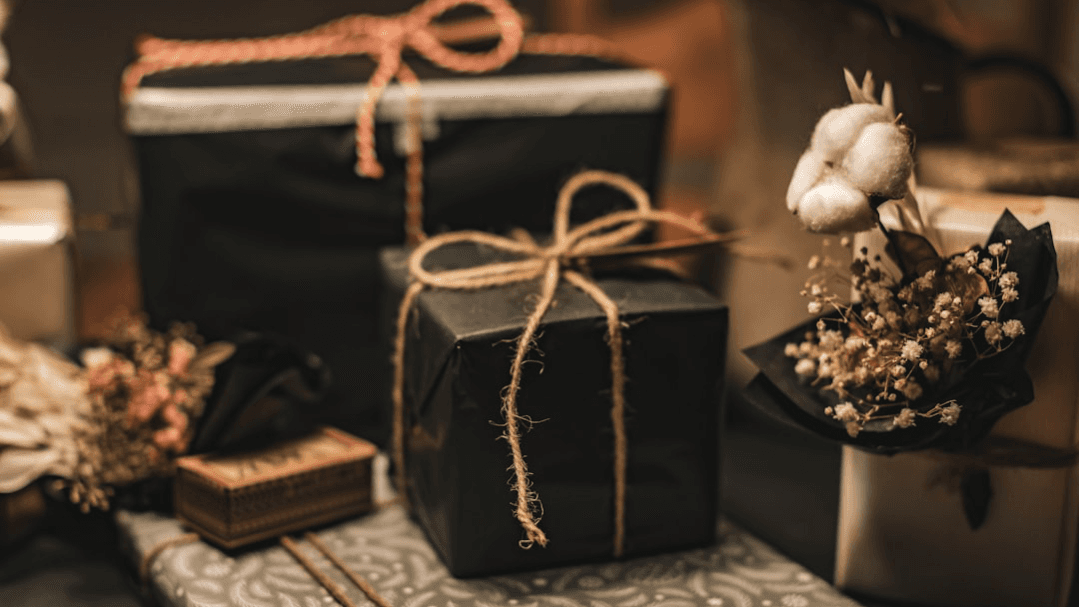 Give the Gift of Tarot