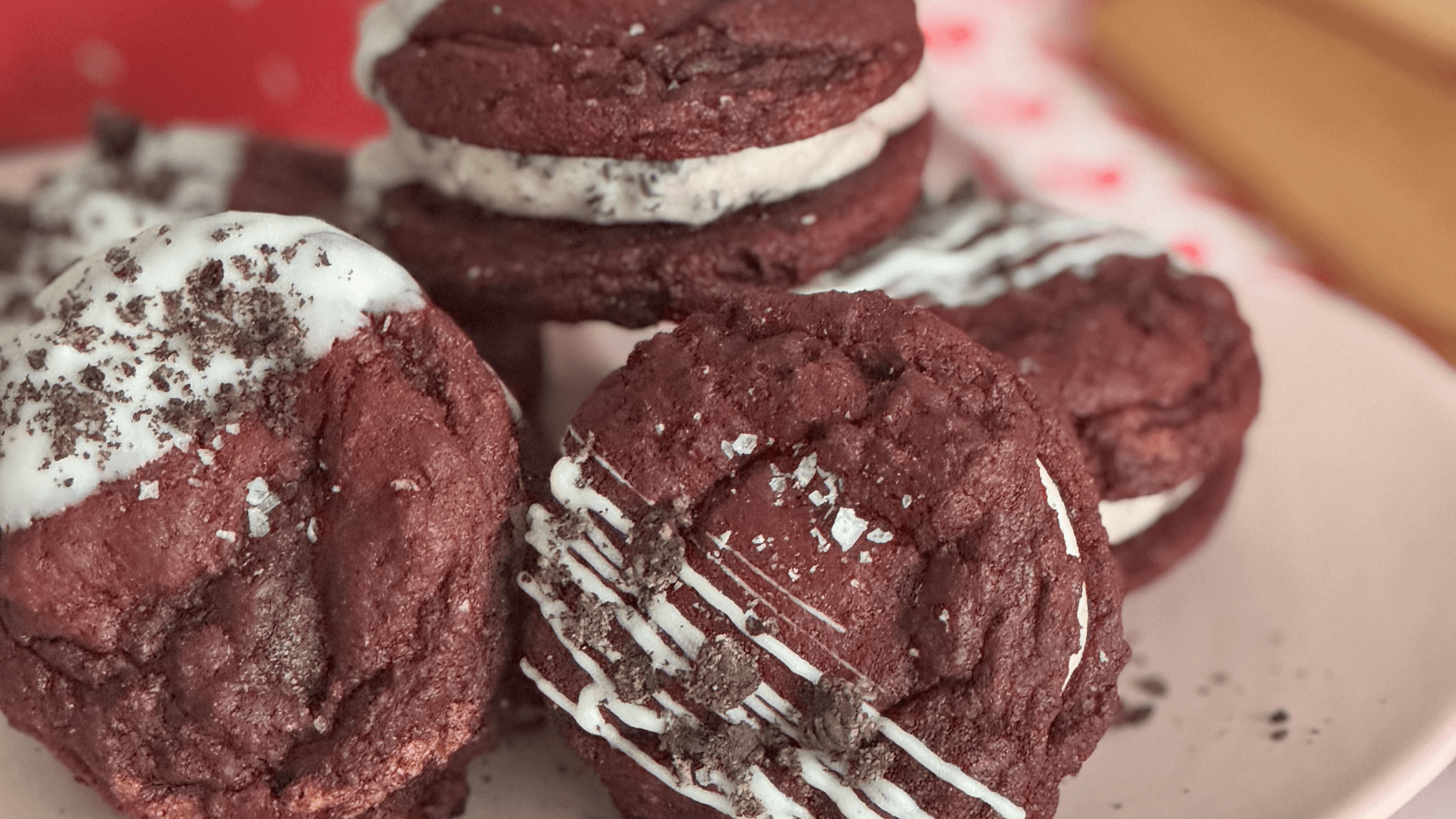 Cookies & Kisses
