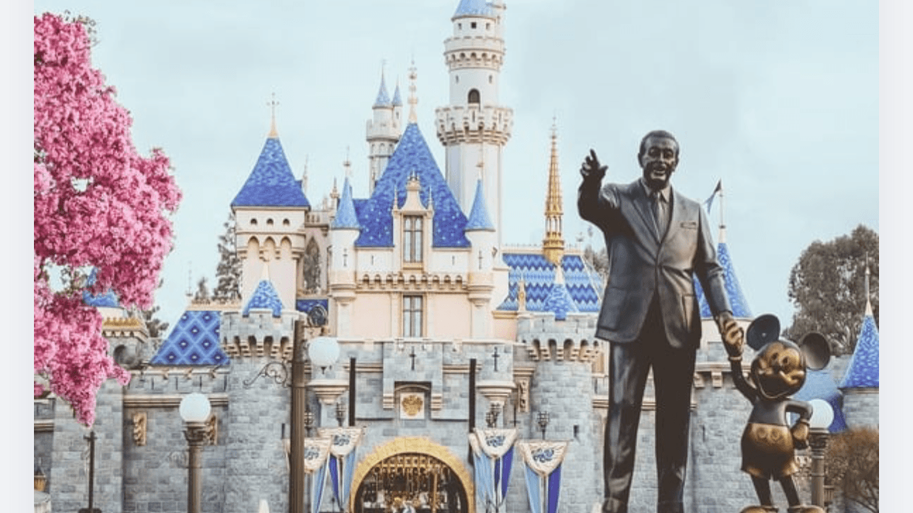The Complete Disneyland Guide