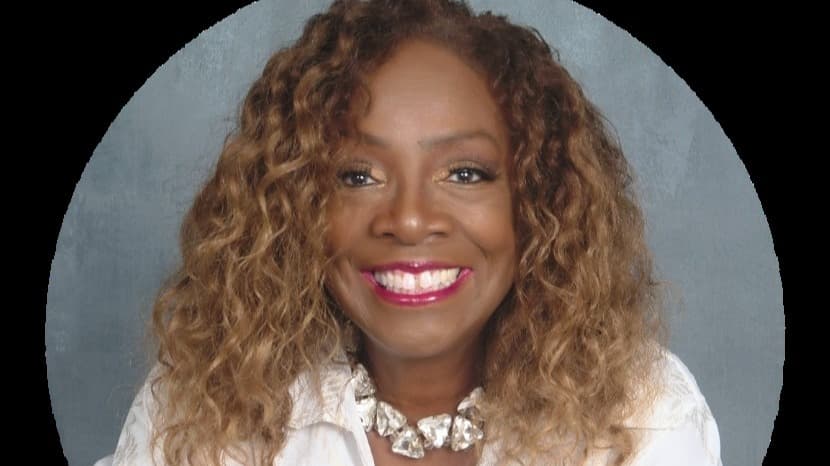 Book a 1:1 EQ Coaching Call with me.