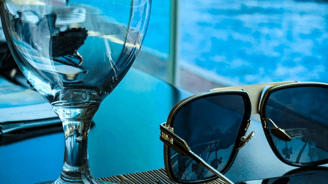 AI Luxury Content Generator