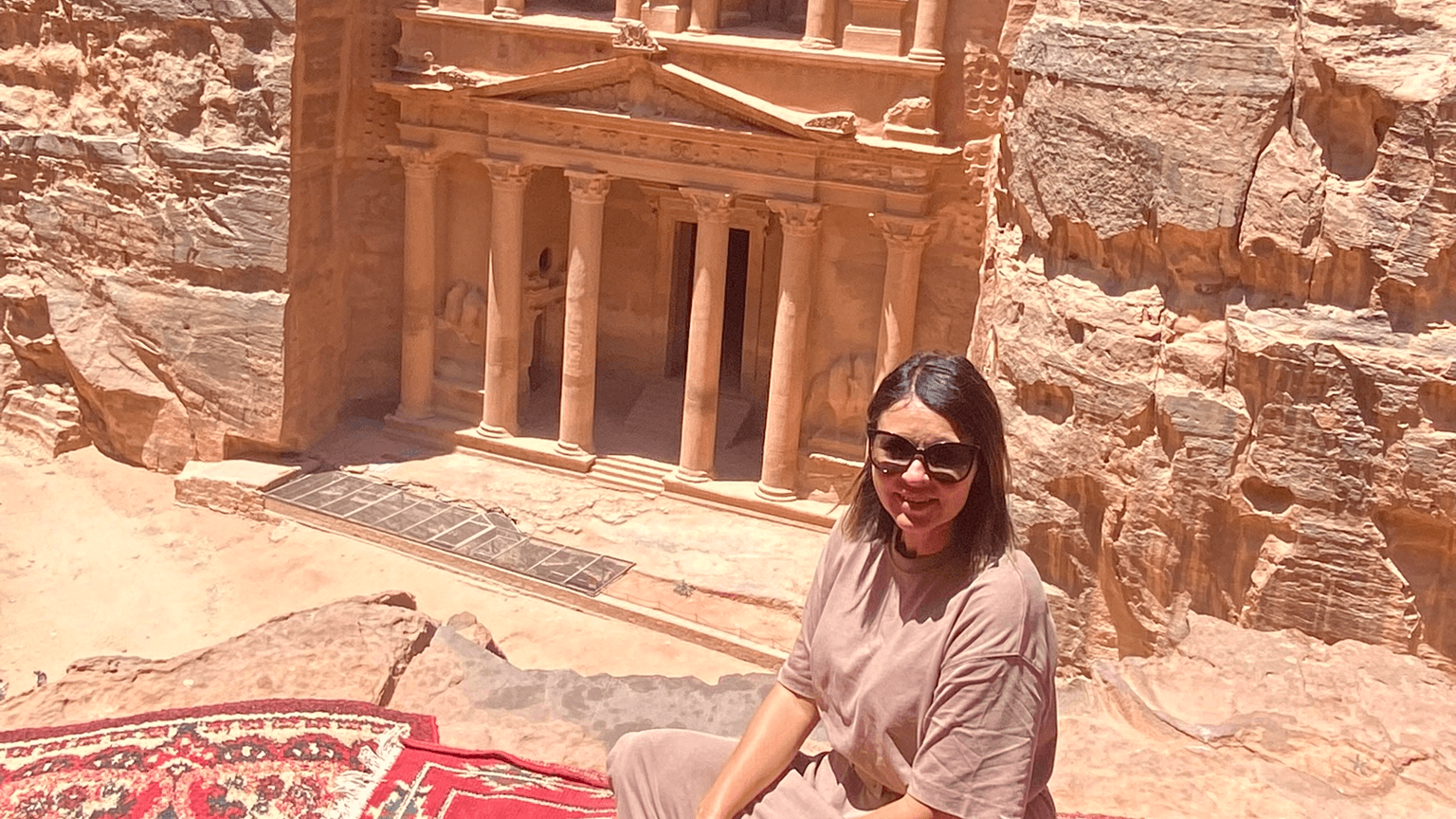 Jordan Travel Guide – Free English Preview