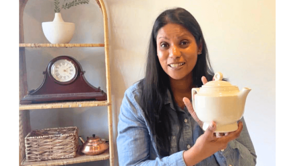 Get my RESELLING VINTAGE GUIDE here!